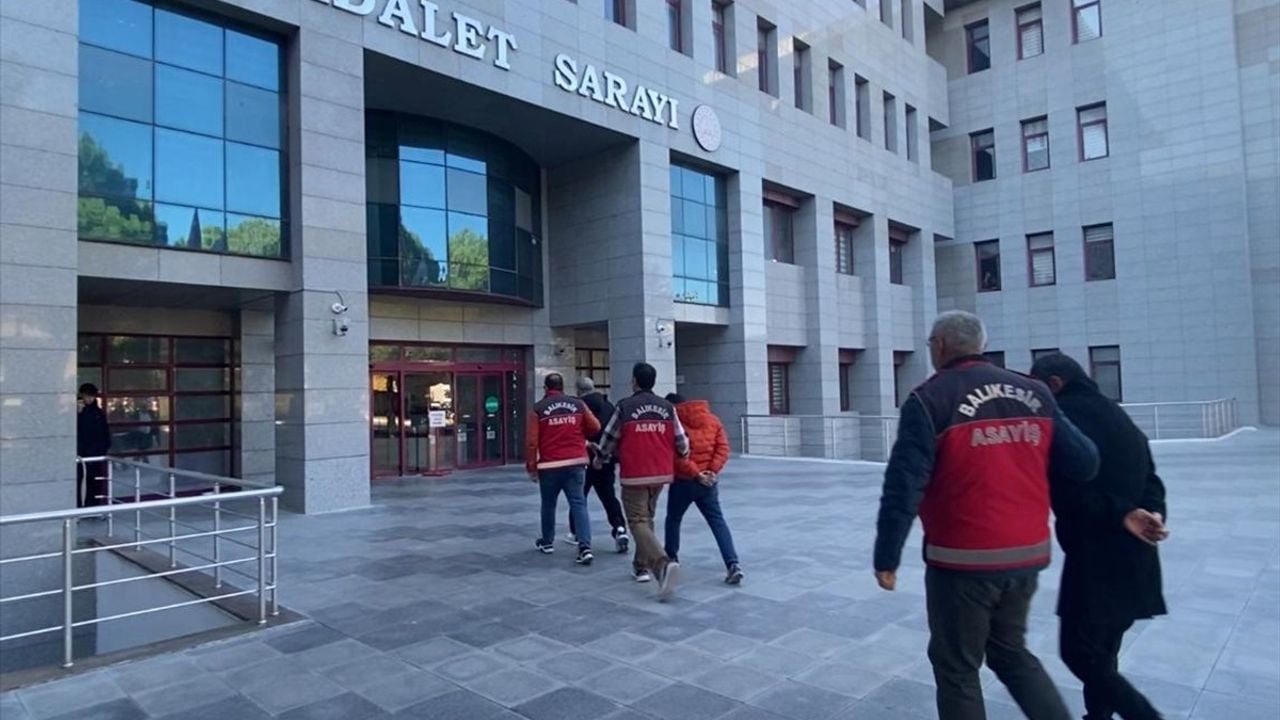 Balıkesir'de Silahlı Saldırı Şüphelileri Tutuklandı