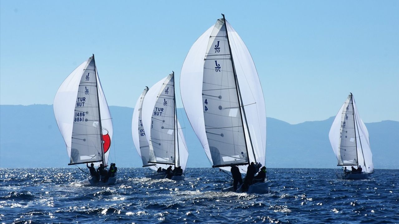 Bodrum'da Kuşak ve Yol Uluslararası Yelken Yarışları Başladı