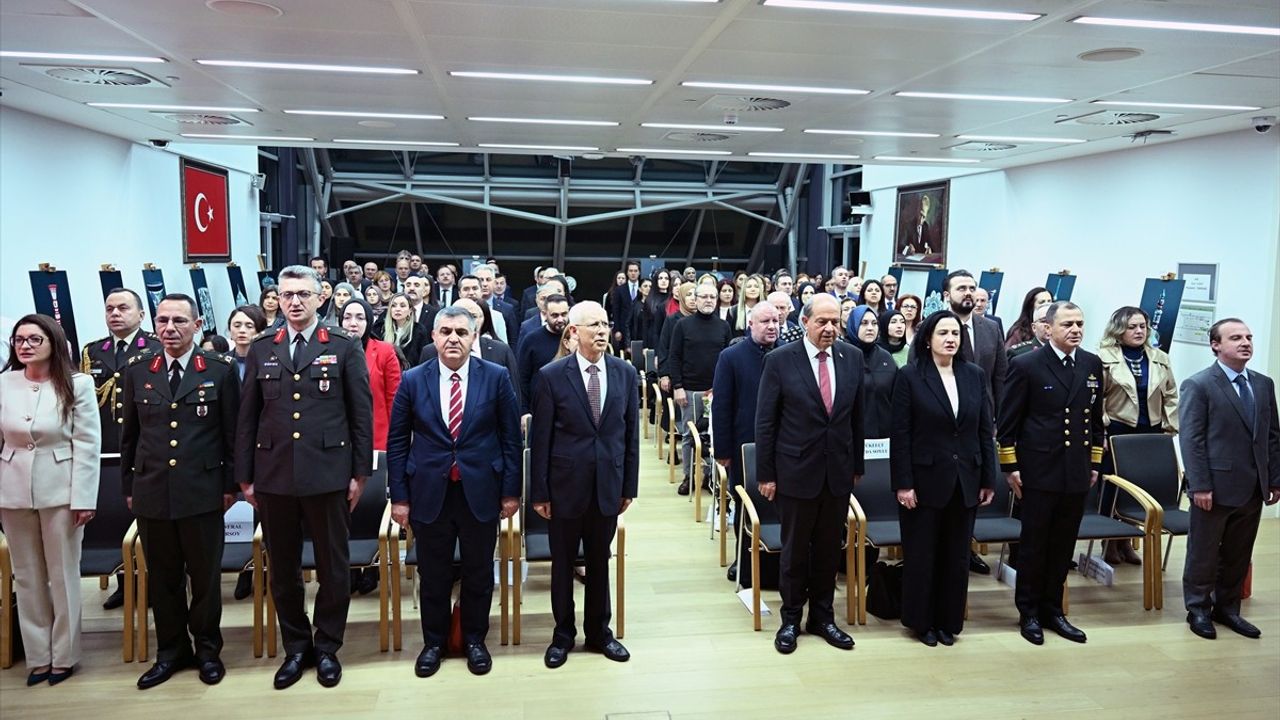 Brüksel'de Öğretmenler Günü Coşkuyla Kutlandı