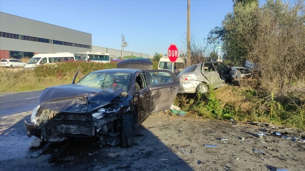 Bursa'nın Orhangazi İlçesinde Trafik Kazası: 7 Yaralı