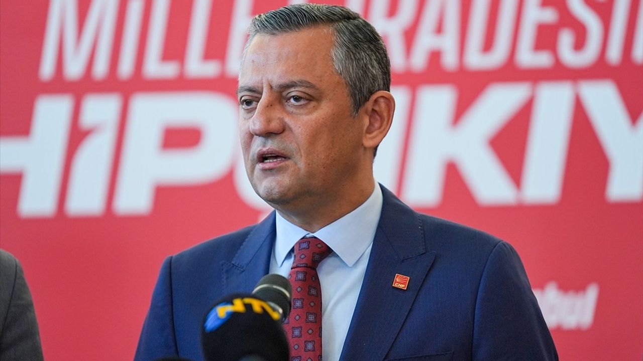 CHP Genel Başkanı Özgür Özel'den Basın Açıklaması