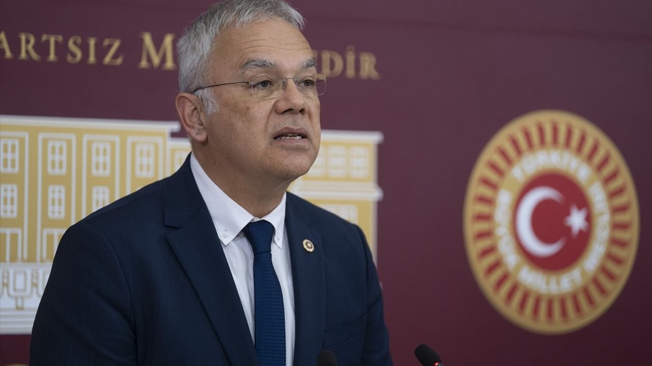 CHP'li Pala, Sağlık Bakanlığı'nın Soru Önergelerine Yanıt Vermemesini Eleştirdi