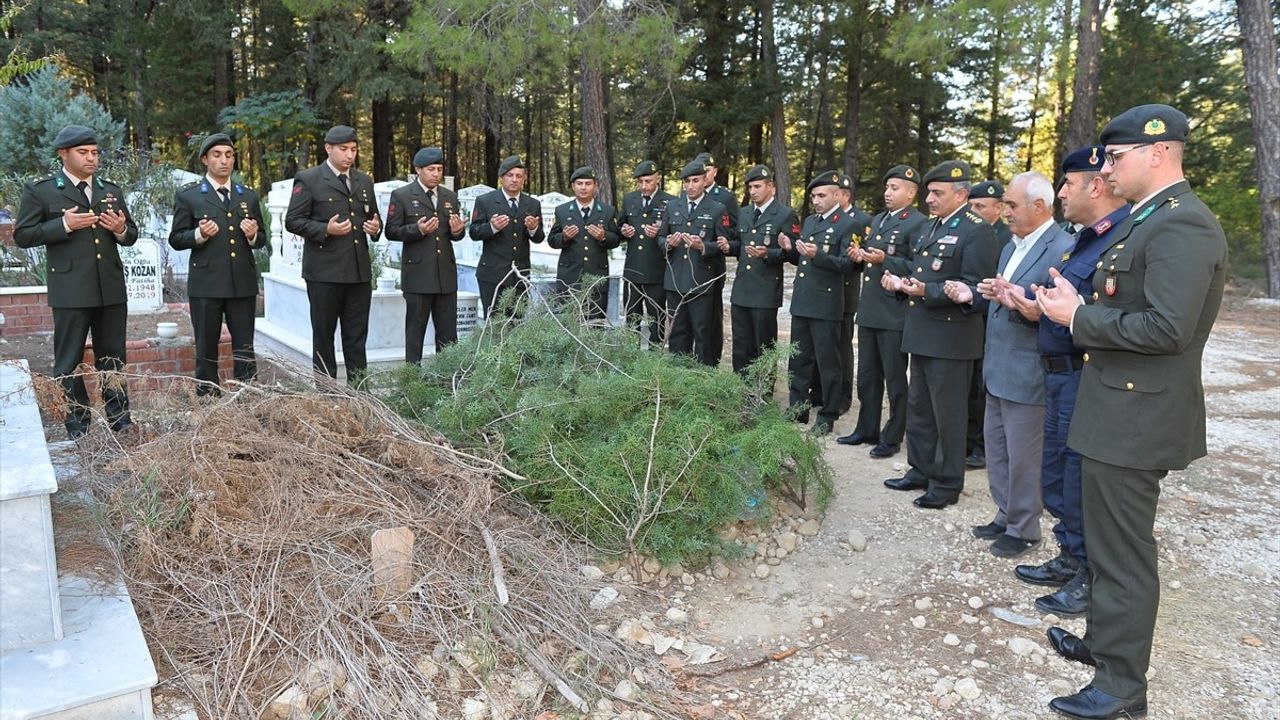 Döndü Nine'nin Anısı: Mehmetçik İçin Yaşlılık Maaşını Bağışladı