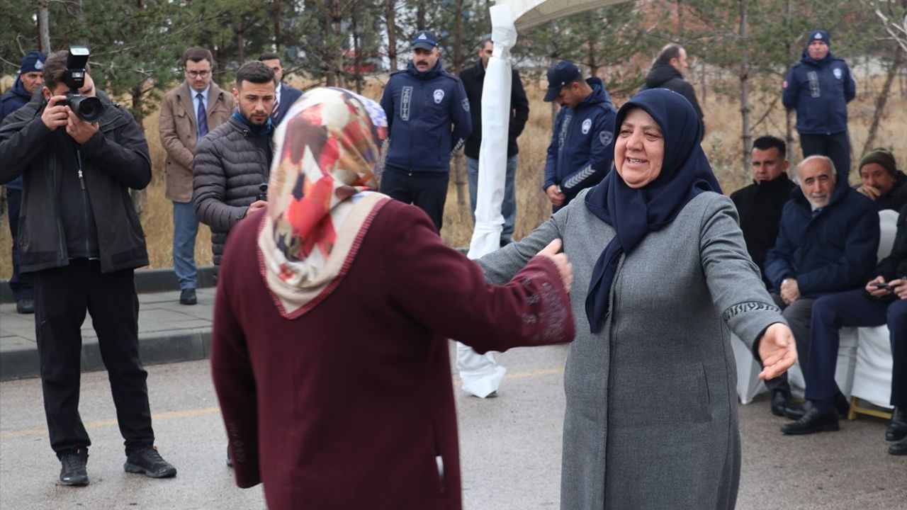 Erzurum'da 15 Temmuz Şehidi Fırat Bulut'un Adı Yeni Caddeye Verildi