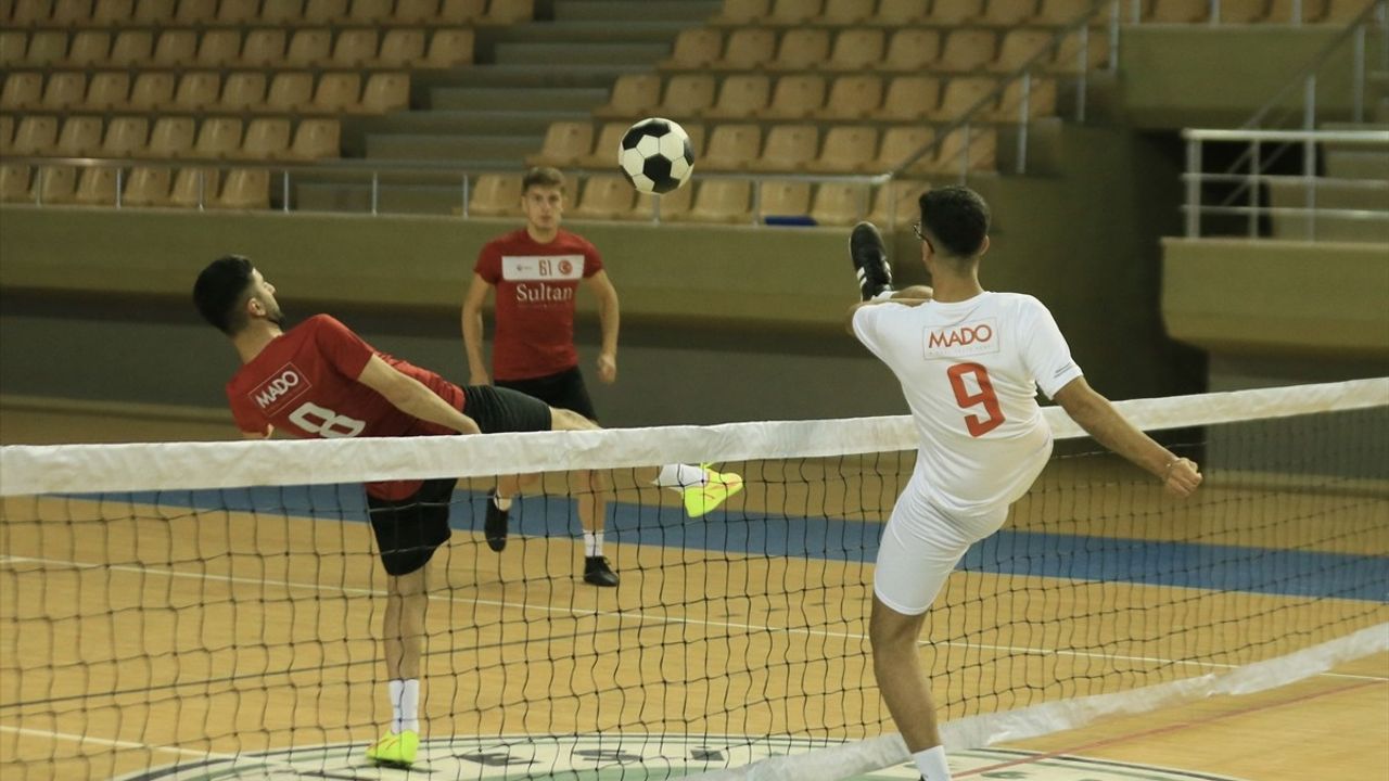 Futnet Takımı, Macaristan'da Dünya Şampiyonası İçin Hazırlanıyor