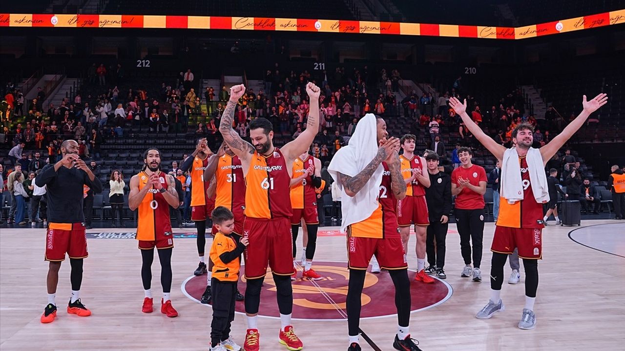 Galatasaray, Mersinspor'u 101-82 ile Geçti