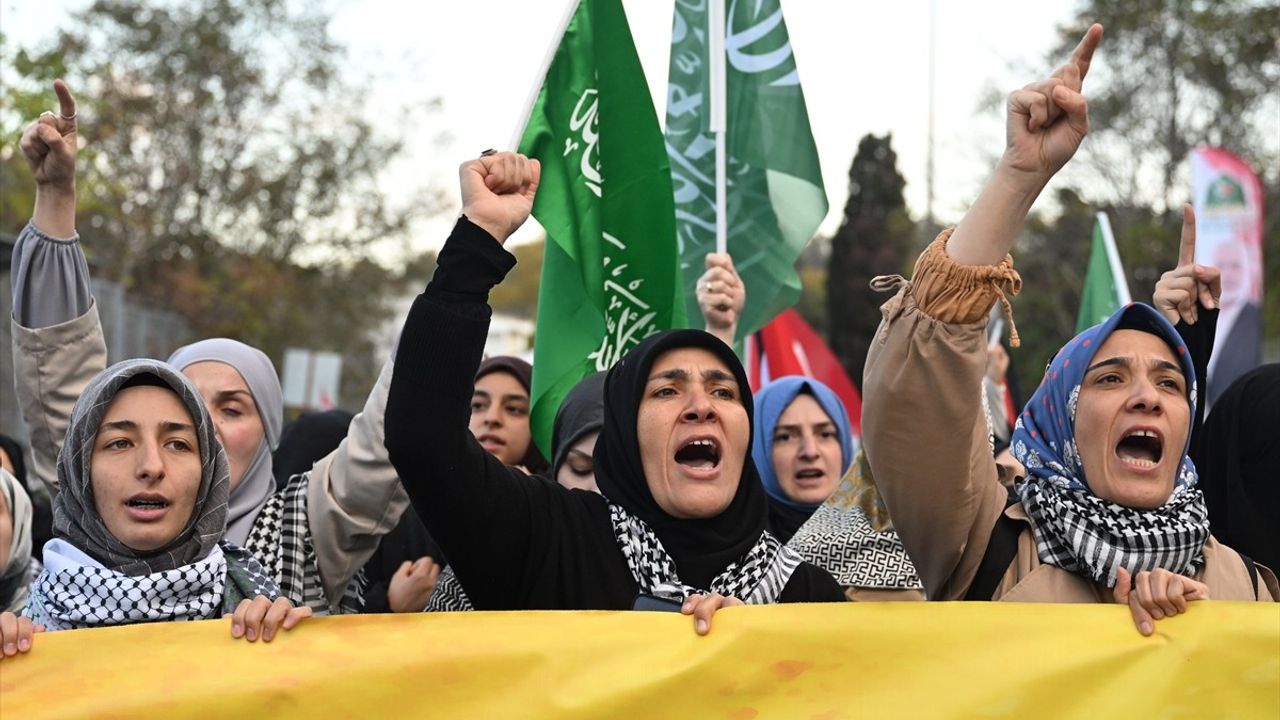 İstanbul'da Gazze Protestosu: ABD ve İsrail'in Eylemlerine Tepki