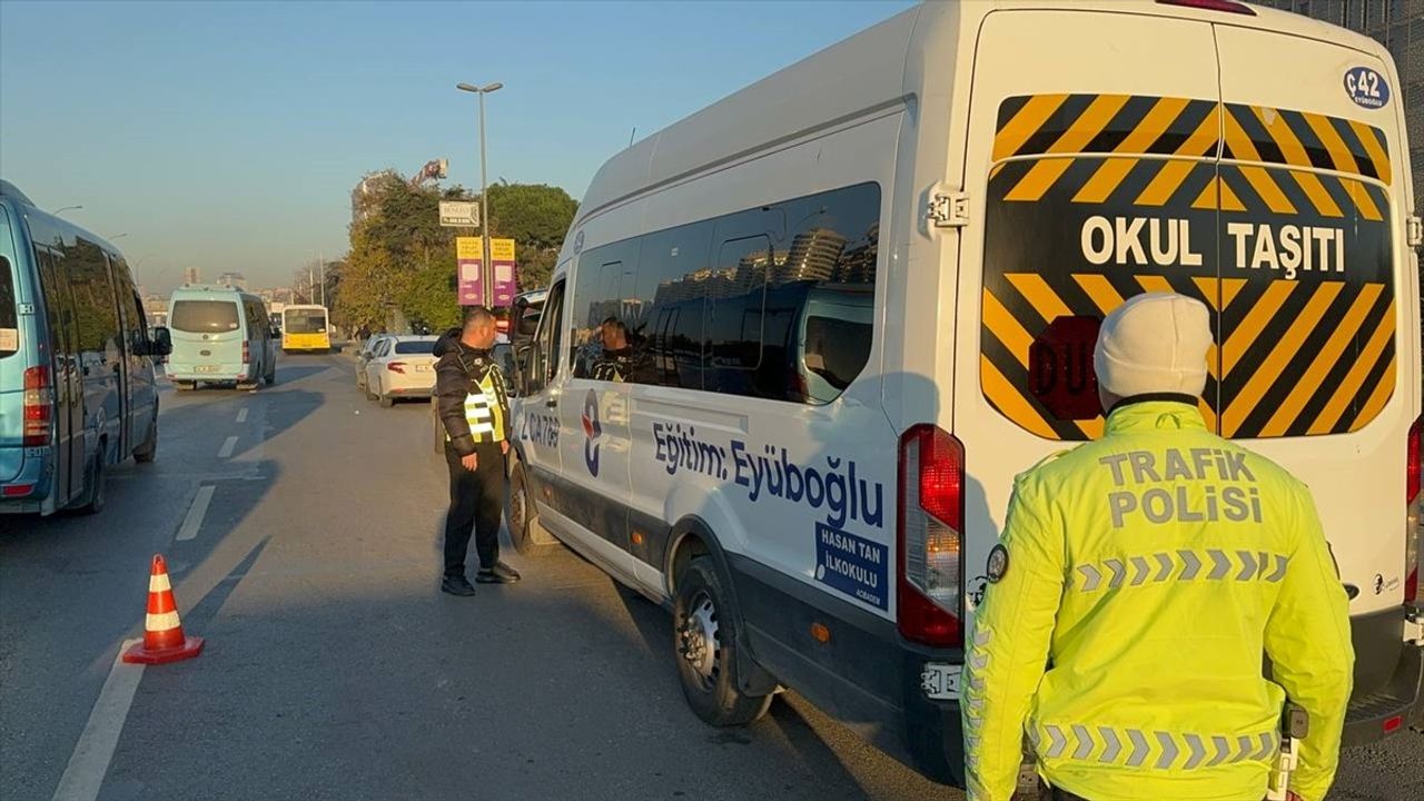 İstanbul'da Öğrenci Servislerine Güvenlik Denetimi