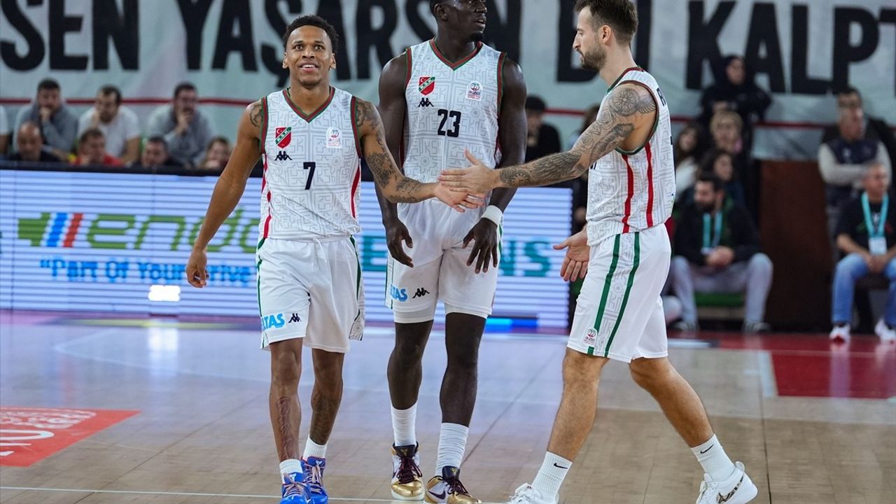 Karşıyaka, Yalovaspor'u Farklı Geçti: 104-81