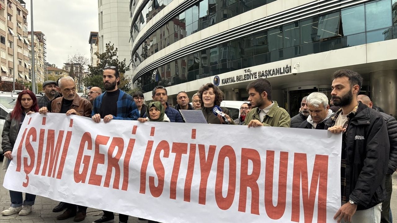 Kartal Belediyesi Önünde Protesto: İşten Çıkarılan Kadın Emekçiden Eylem