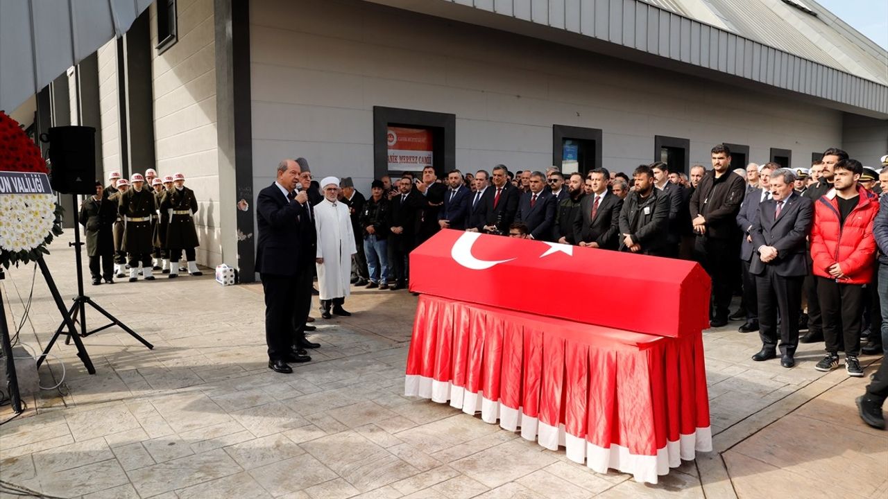 KKTC Cumhurbaşkanı Ersin Tatar, Kıbrıs Gazisi Musa Sarı'nın Cenaze Törenine Katıldı