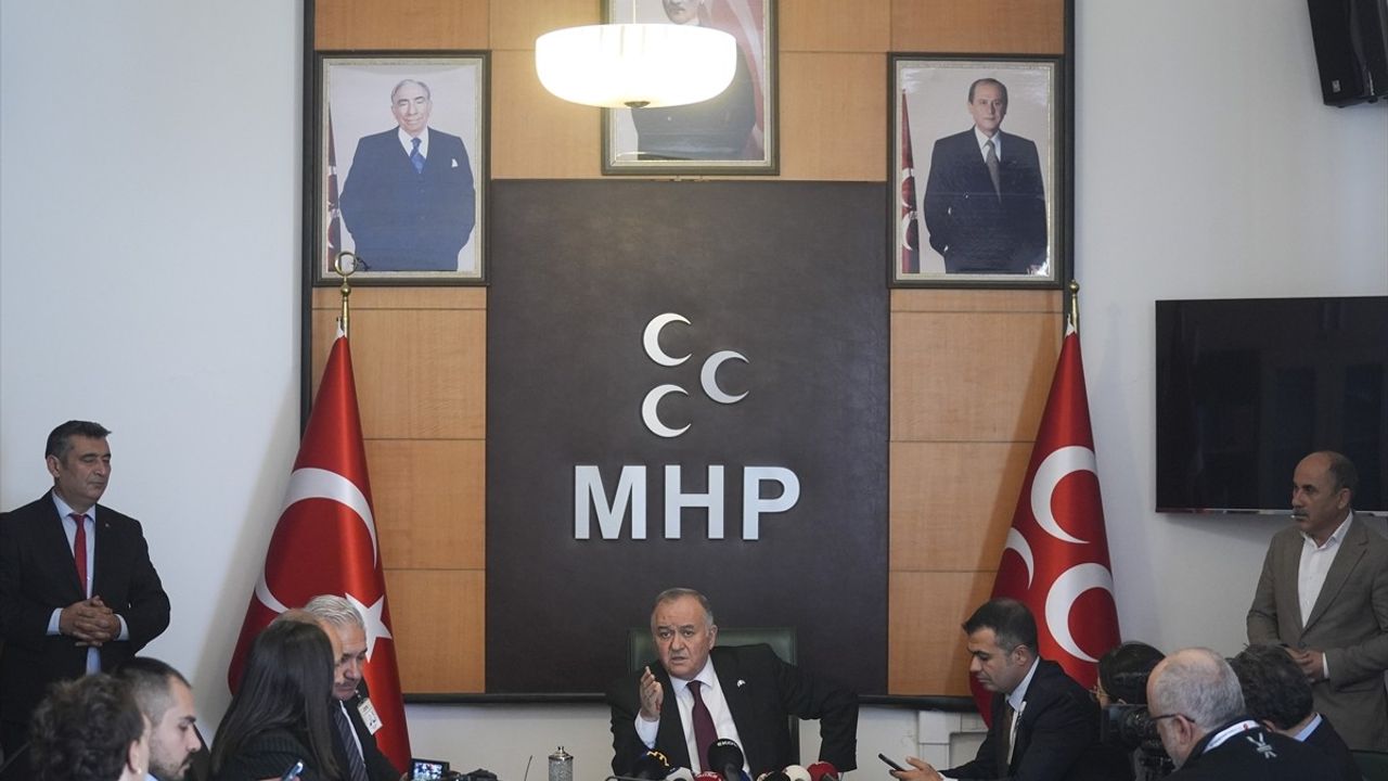 MHP'den CHP'ye Sert Tepki: Meclis Gerginliği Kınandı