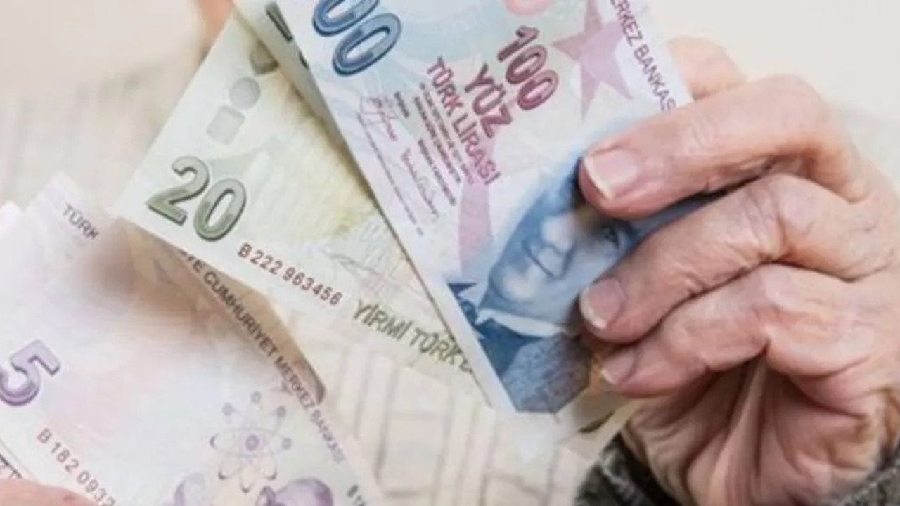 Milyonlarca Bağ-Kur’lu bu açıklamayı beklemekteydi: 7200 gün sonrası ne olacak? 