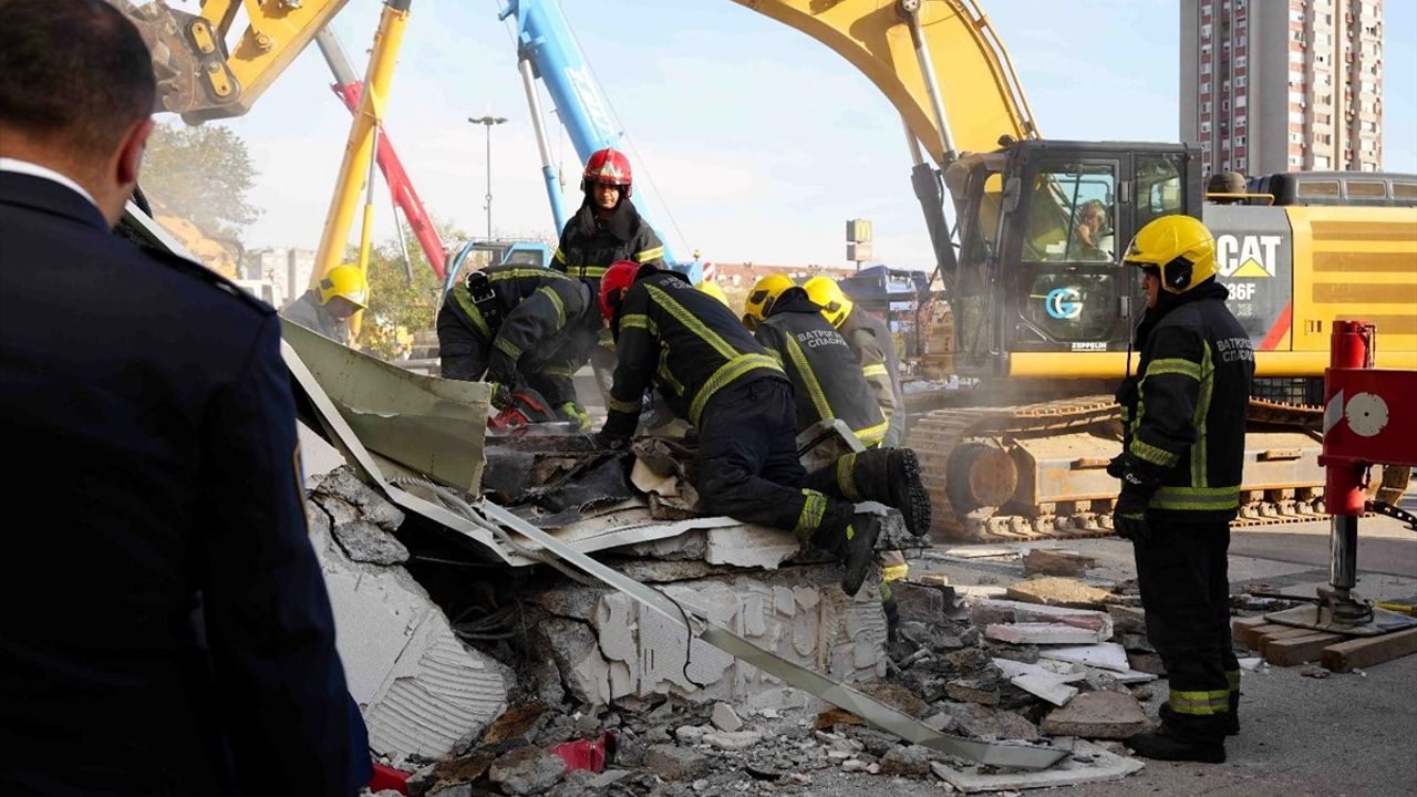 Novi Sad'daki Tren İstasyonu Çöktü: 8 Ölü