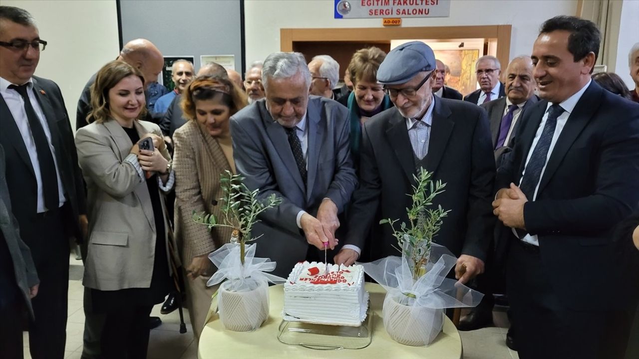 OMÜ'den Emekli 42 Öğretim Görevlisi Öğretmenler Günü'nde Bir Araya Geldi