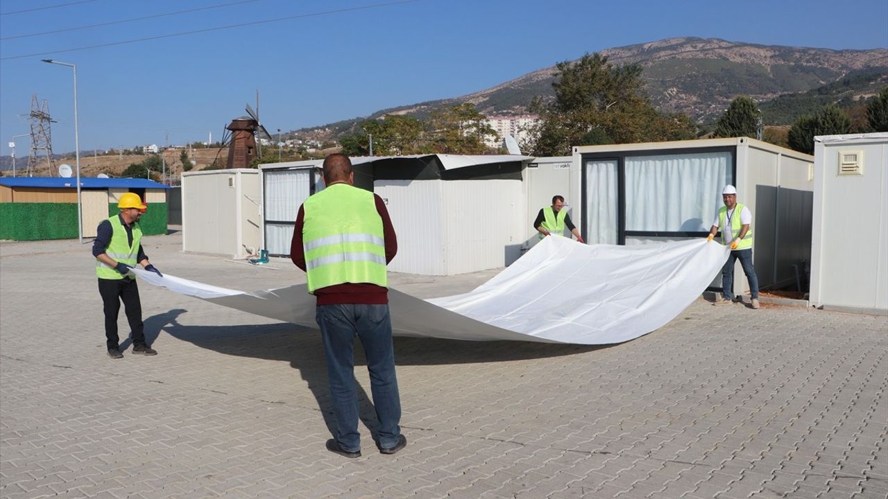 Onikişubat'taki Konteynerler Kışa Hazırlandı: AFAD Koordinesinde Çalışmalar Devam Ediyor