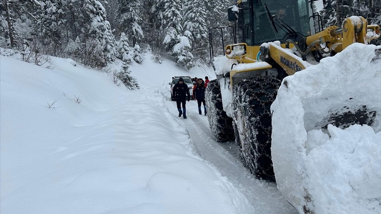 Ordu'da Karda Mahsur Kalan 4 Kişi Sağ Olarak Bulundu