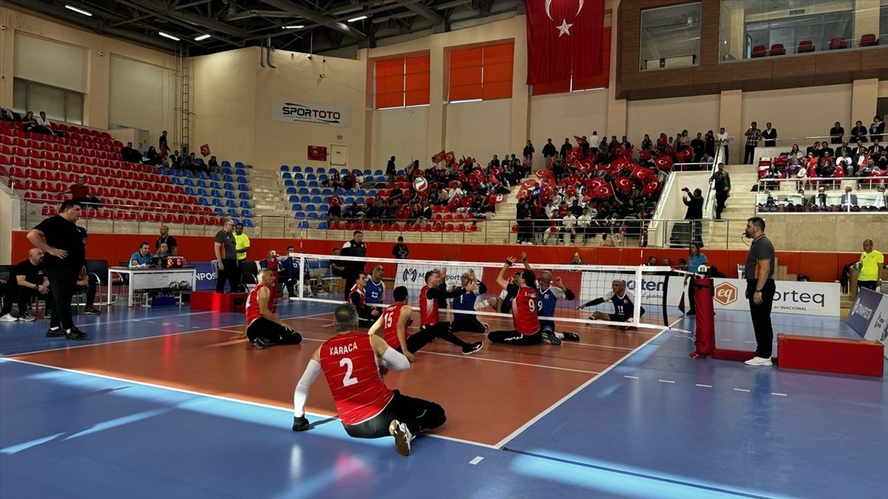 Oturarak Voleybol Avrupa Şampiyonası B Kategorisi Burdur'da Başladı