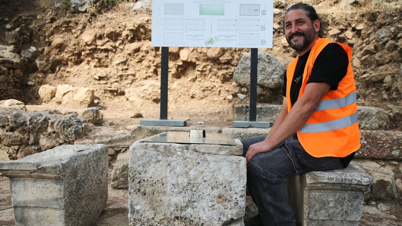 Roma Tavlası Syedra Antik Kenti'nde Yaşatılıyor