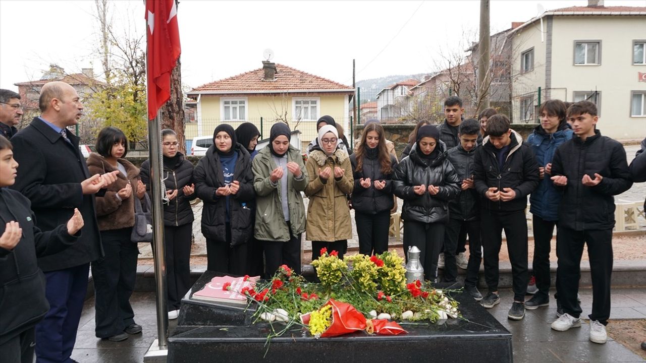 Şehit Öğretmen Şenay Aybüke Yalçın, Öğretmenler Günü'nde Anıldı