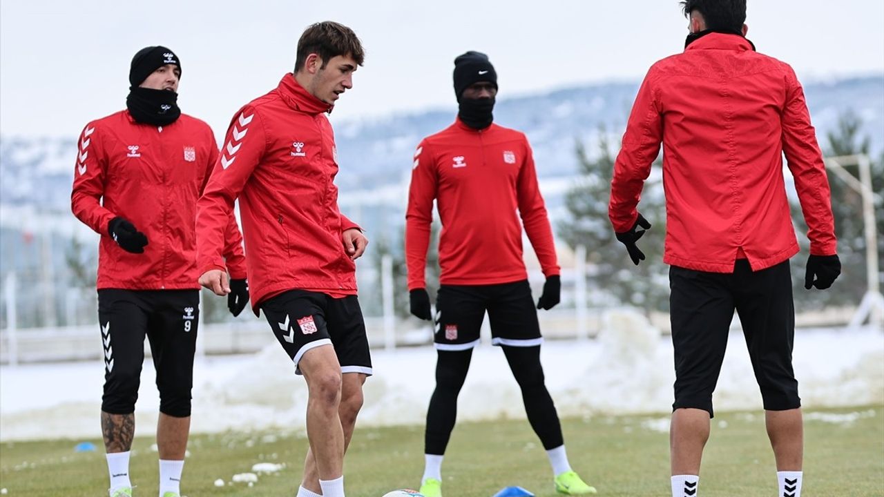 Sivasspor, Antalyaspor Maçına Hazırlıklara Başladı