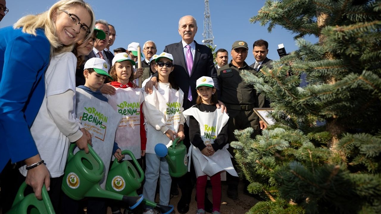 TBMM Başkanı Kurtulmuş, İzmir'de Fidan Dikim Törenine Katıldı