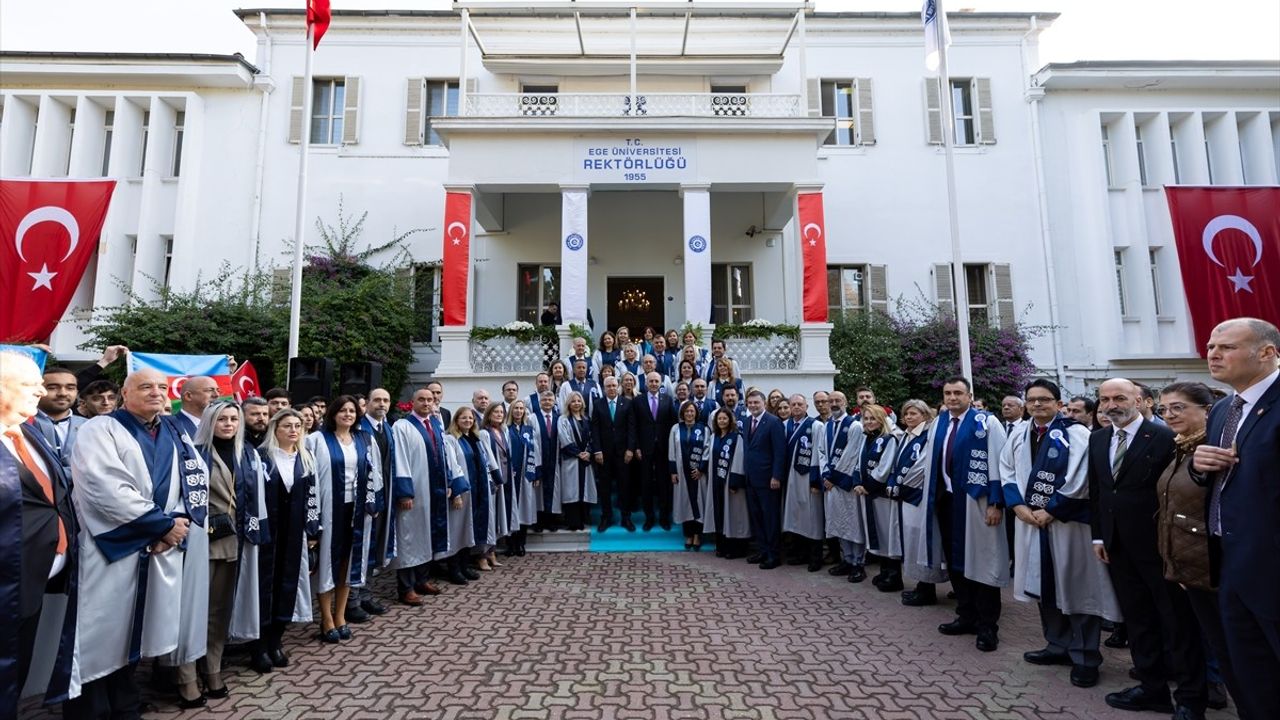 TBMM Başkanı Kurtulmuş'tan Ege Üniversitesi'nde Önemli Açıklamalar