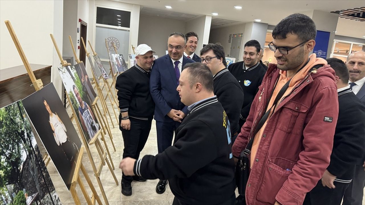 Tekirdağ'da Down Sendromluların Gözünden Farkındalık Sergisi