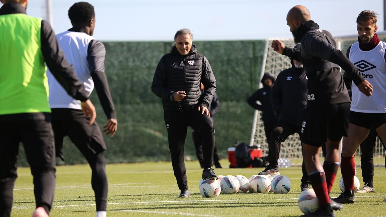 Teksüt Bandırmaspor'dan Mustafa Gürsel Açıklamada Bulundu