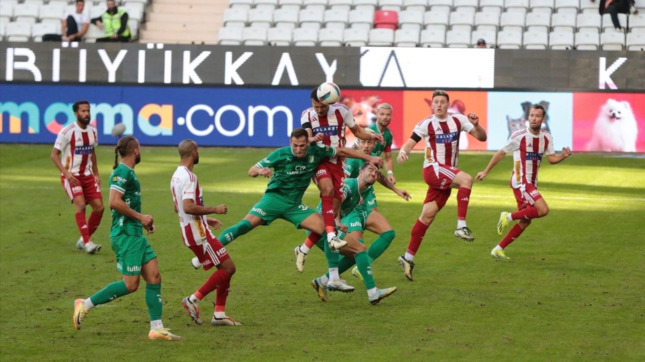 Trendyol Süper Lig'de Antalyaspor, Bodrum FK'yı 3-2 Geçti