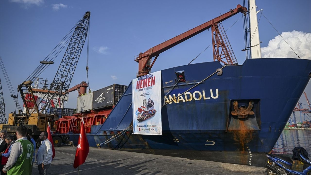 Türk STK'ların Lübnan'a 1000 Ton Yardım Gönderimi