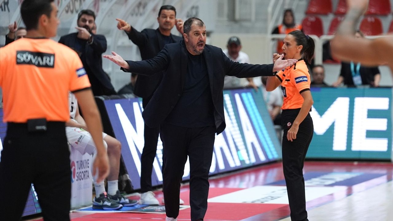 Türk Telekom, Aliağa Petkimspor'u 75-68 Mağlup Etti