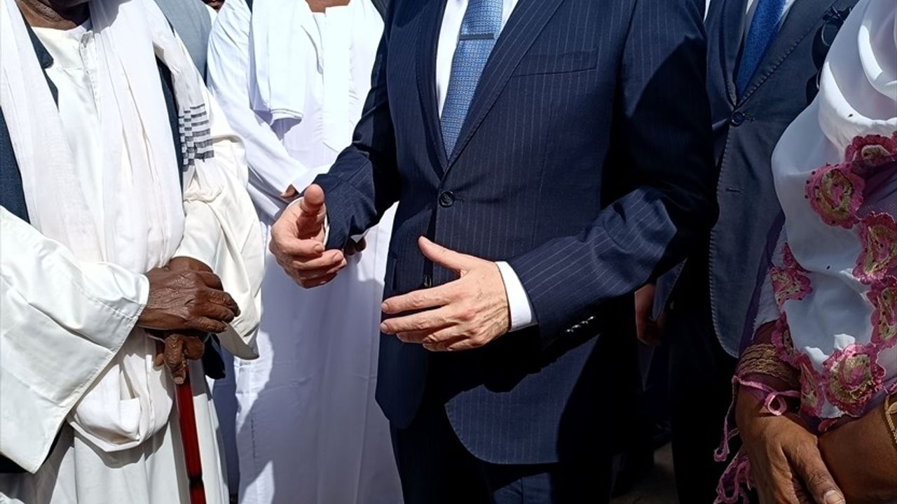 Türkiye'nin Büyükelçisi Yıldız'dan Sevakin Ziyareti