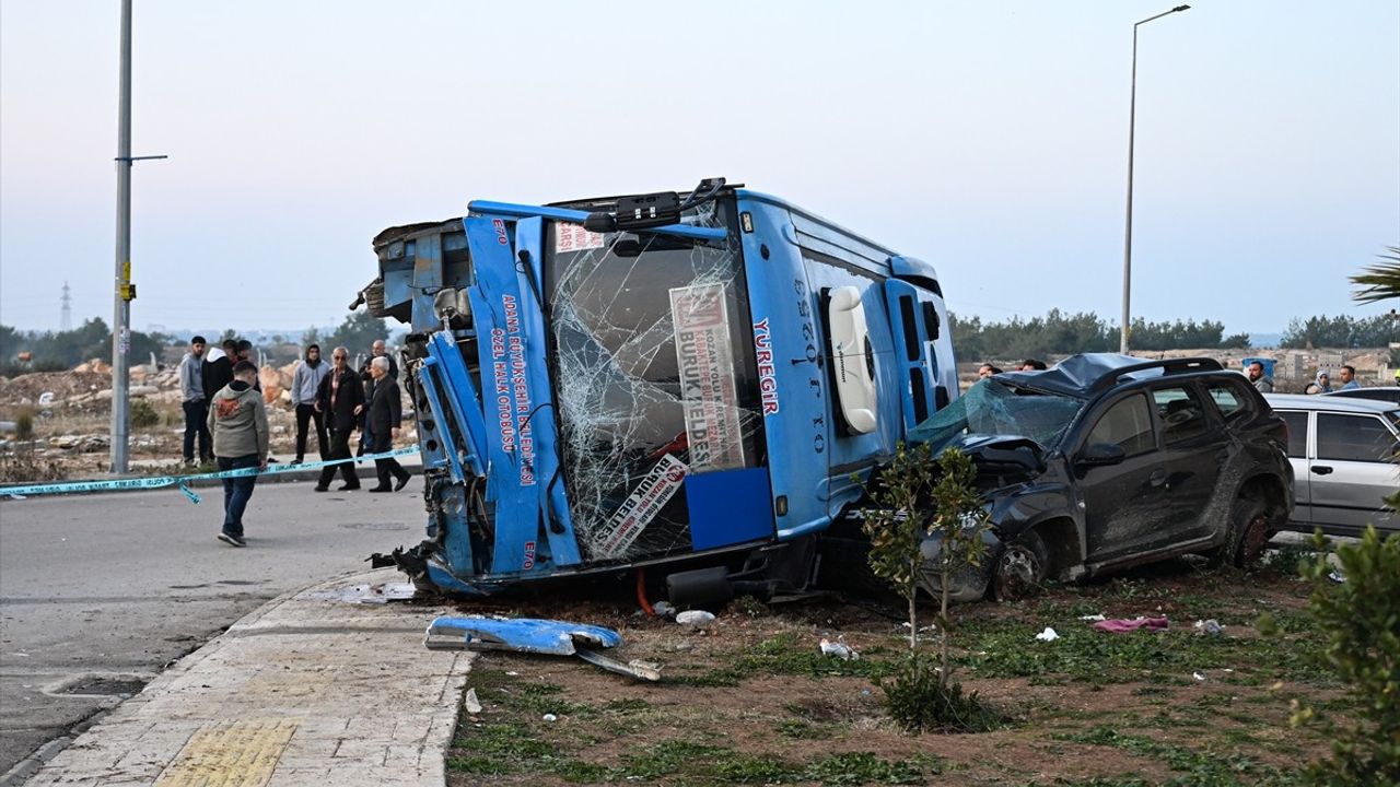 Adana'da Trafik Kazası: 7 Yaralı