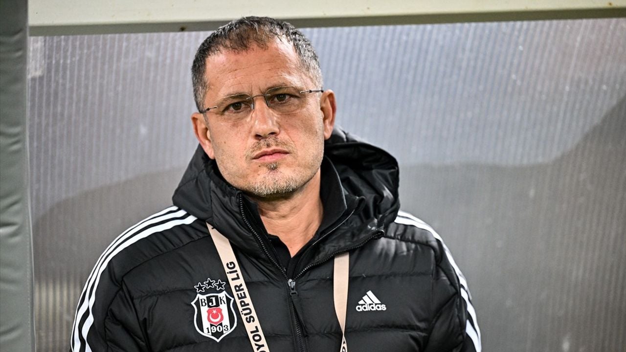 Adana Demirspor, Beşiktaş'ı İlk Yarıda 2-0 Geçti