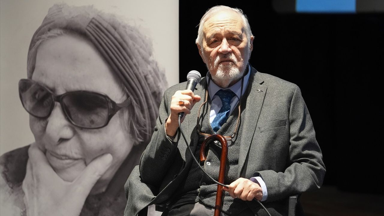 Ayşe Şasa'nın Hayatı ve Eserleri Üzerine Derinlemesine Söyleşi