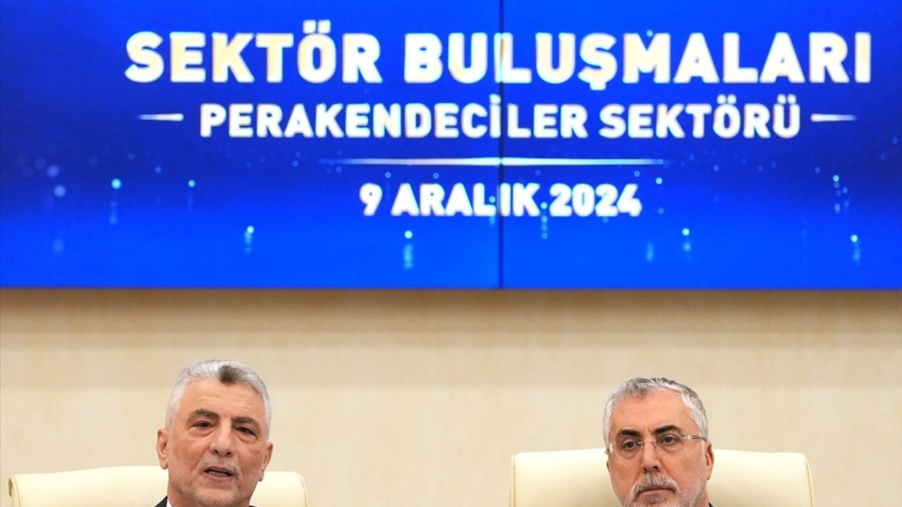 Bakan Işıkhan: Fırsatçılara Geçit Vermeyeceğiz!