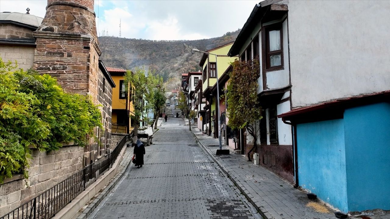 Bakan Kurum'dan Afyonkarahisar'daki Sokak Sağlıklaştırma Projesine Dair Açıklama