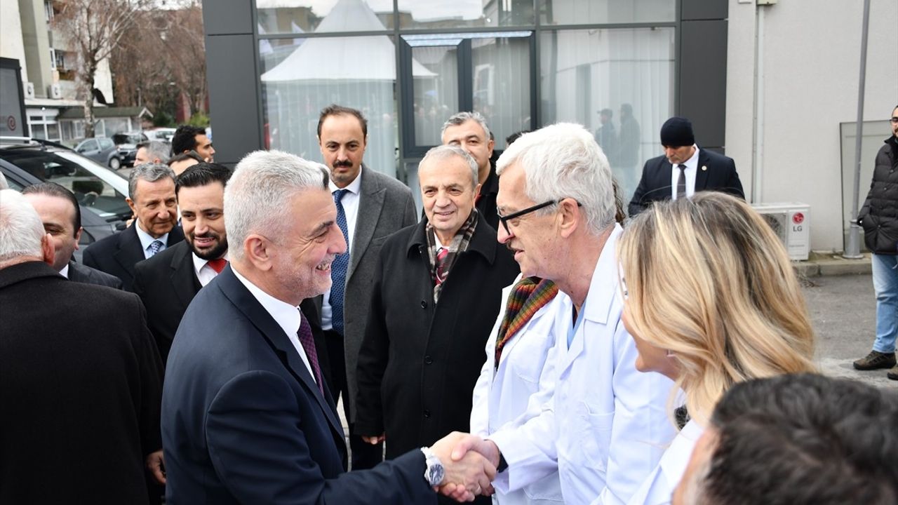 Bakan Ömer Bolat, Kuzey Makedonya'da Sante Plus Hastanesi'nin Açılışını Gerçekleştirdi