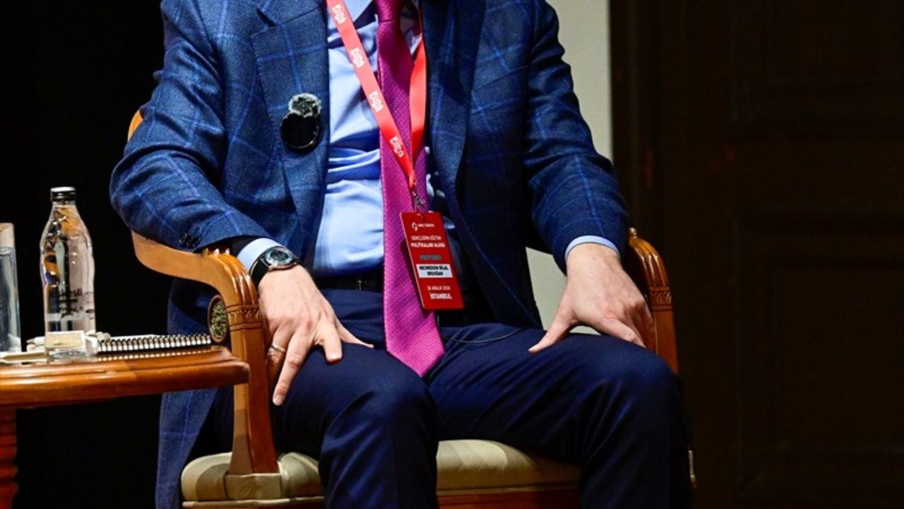 Bakan Tekin ve Bilal Erdoğan, 10. Genç Türkiye Forumu'nda Gençlerle Buluştu
