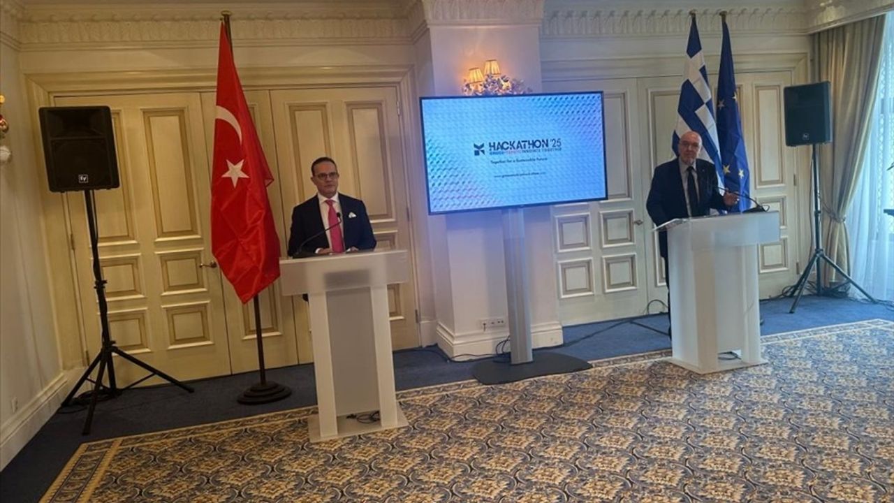 Bozay Yunanistan'ı Ziyaret Etti: Türkiye-Yunanistan Hackathon 2024-2025 Başlatıldı