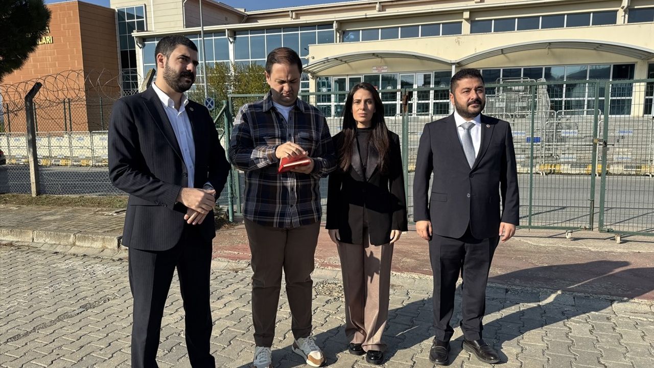 CHP'li Vekillerden Marmara Cezaevi'ne Ziyaret: Hükümlülere Destek Mesajı