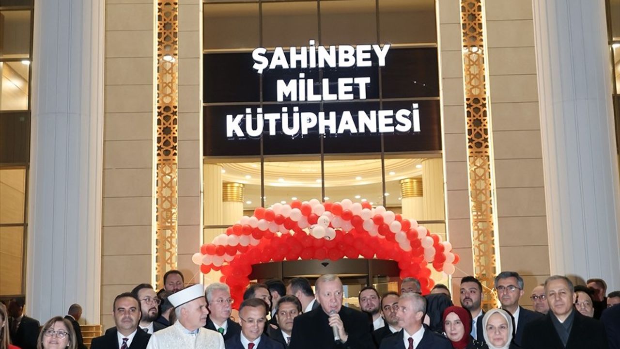 Cumhurbaşkanı Erdoğan, Gaziantep Şahinbey Millet Kütüphanesi'ni Açtı