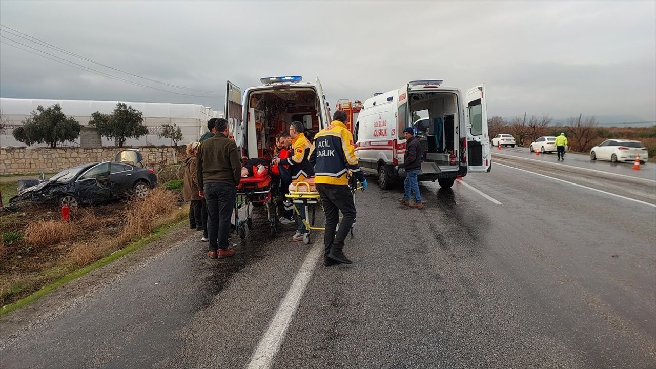 Denizli'de Feci Trafik Kazası: 1 Ölü, 5 Yaralı