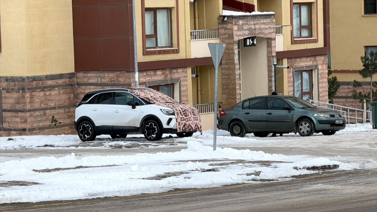 Doğu Anadolu'da Dondurucu Soğuklar Etkili: Erzurum, Ardahan ve Kars'ta Sıcaklık -18 Dereceye Düştü