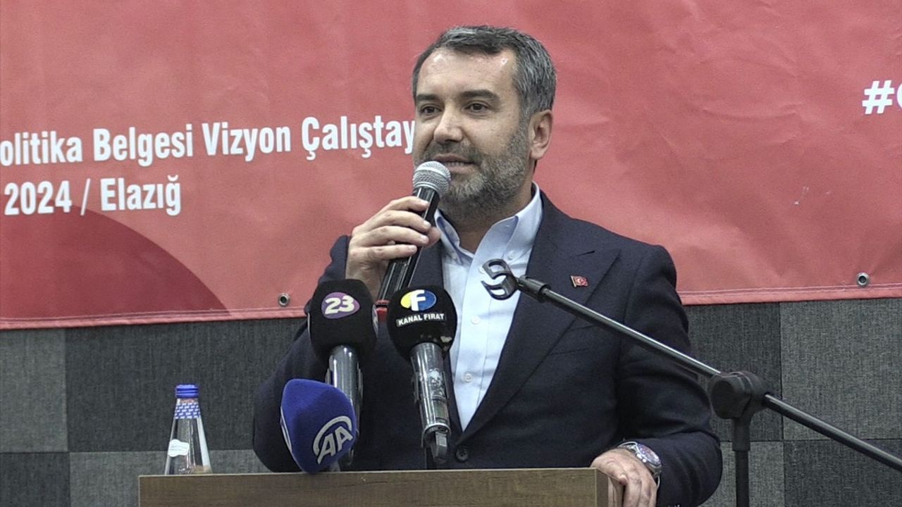 Elazığ’da 'Gençlik Politika Belgesi Vizyon Çalıştayı' Gerçekleştirildi