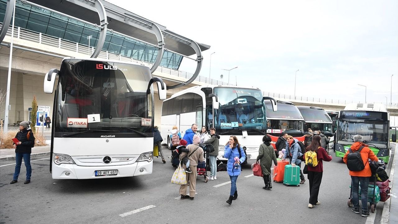 Erciyes Kayak Merkezi'nde Yeni Yılı Kutlayan Polonyalı Turistler Kayseri'ye Geldi