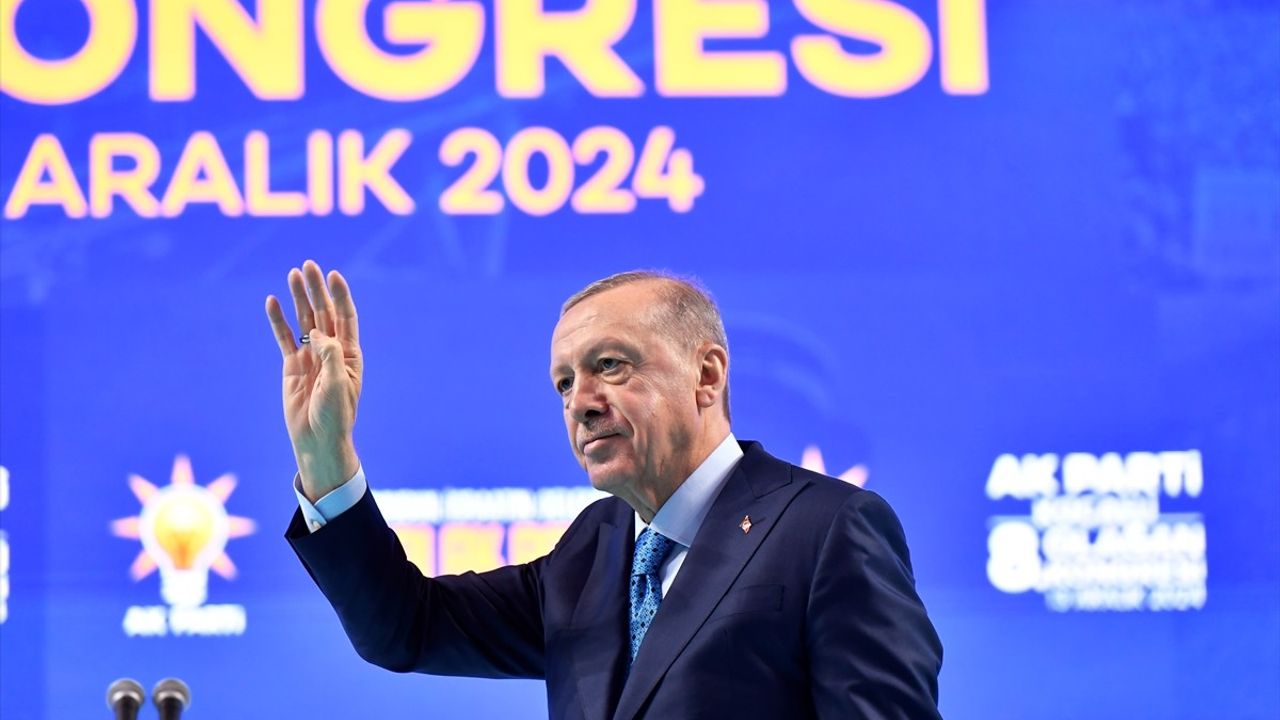 Erdoğan'dan Kocaeli Kongresi'nde Güçlü Türkiye Vurgusu