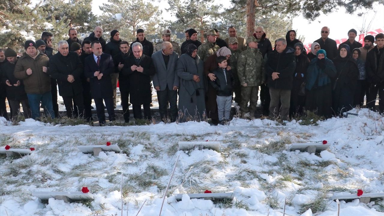 Erzurum'da 58 Yıl Sonra Şehit Askerler Anıldı