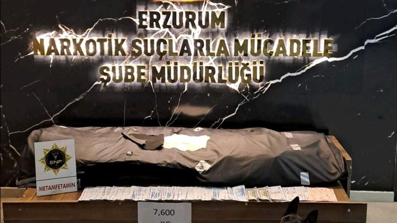 Erzurum'da 7,6 Kilogram Uyuşturucu ile Yakalanan İranlı Zanlı Tutuklandı